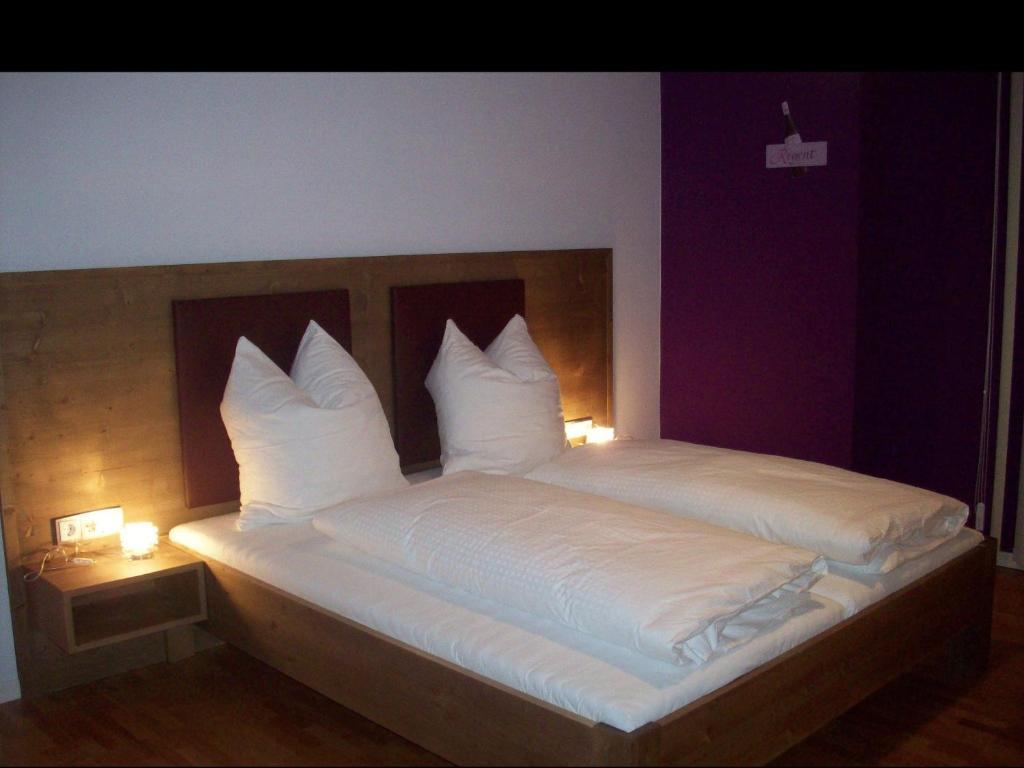 Wiesenbronn Rothweinhotel חדר תמונה
